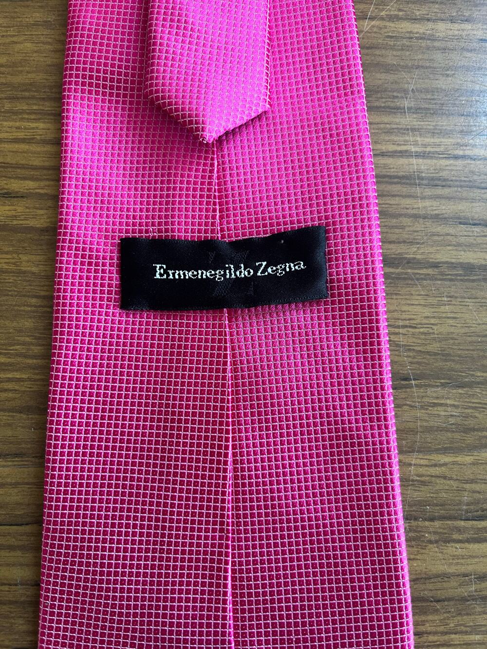 Ermenegildo Zegna fuchsia textured grid pattern necktie